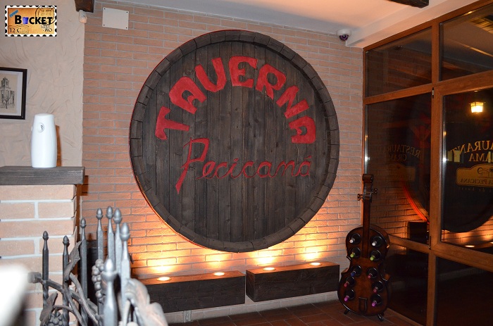 Taverna Pecicană, cel mai bun restaurant din Pecica
