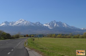 Drum spre Cracovia, Polonia
