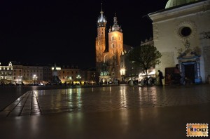 Cracovia - peisaje de noapte - Bazilica Sf. Maria