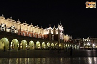 Cracovia - peisaje de noapte - Sukiennice, Hala postăvarilor (3)