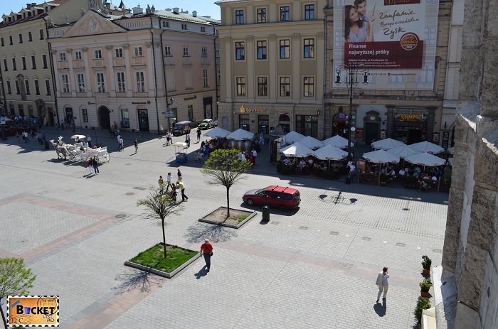 Piața Rynek Główny privita din turnul primariei din Cracovia