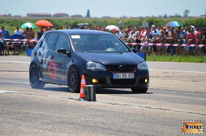Drag Racing competiţia finală - Oradea 2013 BH99VIS