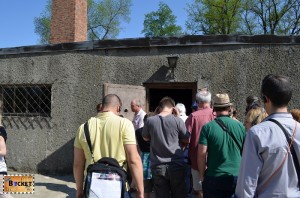 Lagărul Auschwitz I intrare camera de gazare