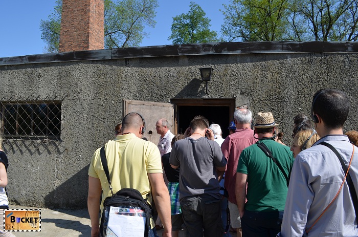 Lagărul Auschwitz I intrare camera de gazare