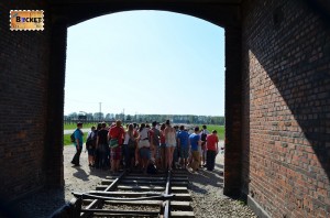 Lagărul de concentrare Auschwitz II - Birkenau - Poarta Mor?ii