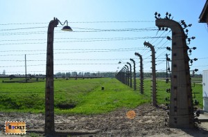 Lagărul de concentrare Auschwitz II - gard