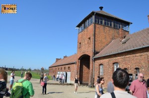 Poarta Morții - Lagărul de concentrare Auschwitz II - Birkenau