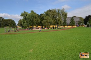 Loc de joaca in parc