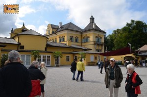 intrare gradinile palatului Hellbrunn