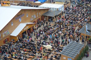Oide Wiesn Oktoberfest Munchen privit din Riesenrad - roata uriaşă.JPG