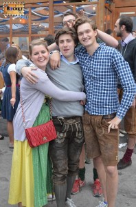 Voie buna la Oktoberfest Munchen