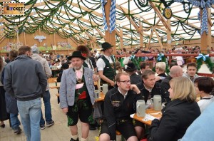 Festzelt Tradition Oide Wiesn;