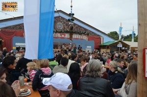 Terasa cort Oide Wiesn