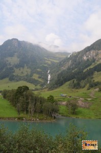 cascada in drum spre Grossglockner High Alpine Road