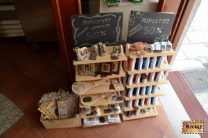 Magazin cu produse traditionale din Rab
