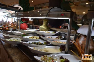 masa de pranz in restaurantul hotelului Kamelya Holiday Village din Side